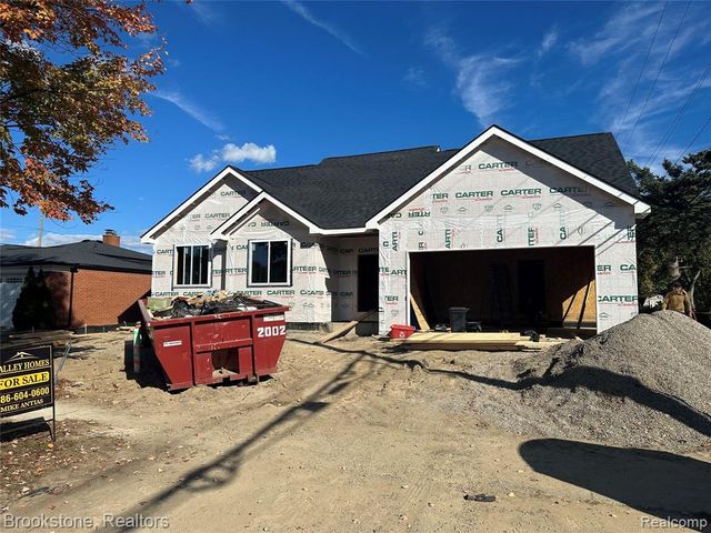 32930 Chalfonte Drive, Warren, MI 48092