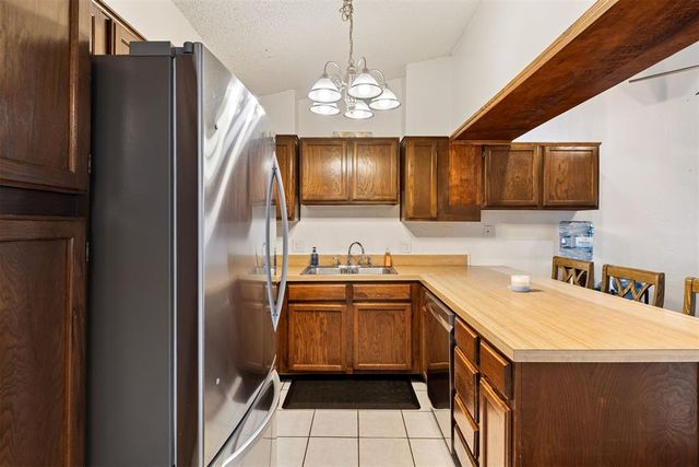 6419 Lyrewood Terrace, Oklahoma City, OK 73132