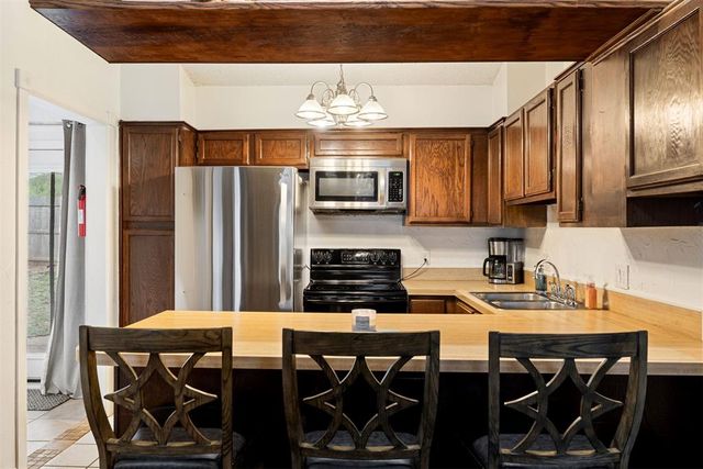 6419 Lyrewood Terrace, Oklahoma City, OK 73132