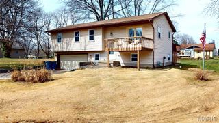 929 Holiday Point Parkway, Edwardsville, IL 62025