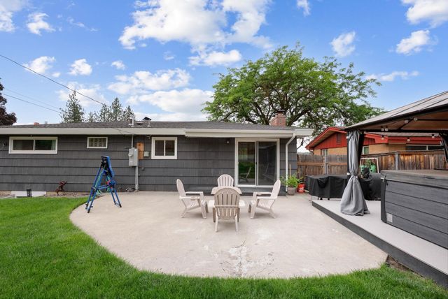 5718 N Sutherlin St, Spokane, WA 99205