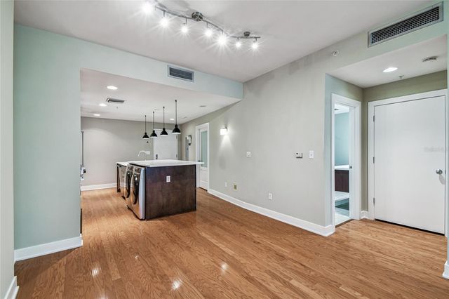 1120 E KENNEDY BOULEVARD 1028, Tampa, FL 33602