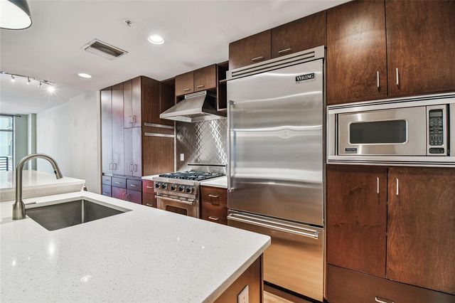 1120 E KENNEDY BOULEVARD 1028, Tampa, FL 33602