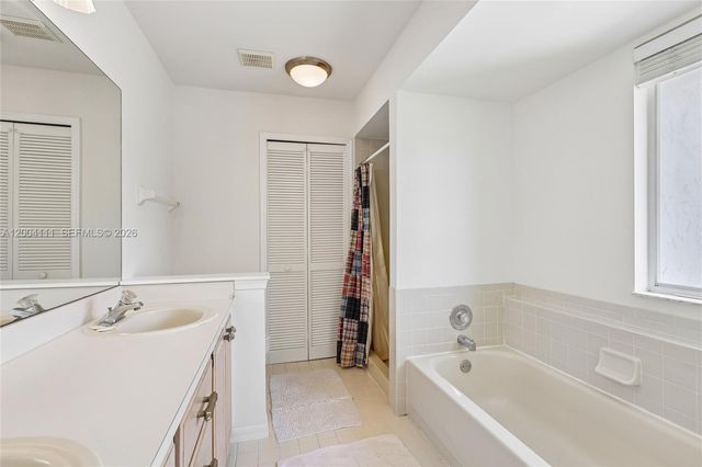12769 Meadowbreeze Drive, Wellington, FL 33414