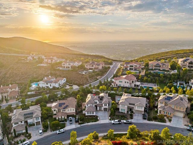 985 Tucana Dr., San Marcos, CA 92078