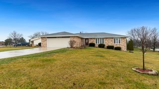 5350 Milehigh Drive, Loves Park, IL 61111
