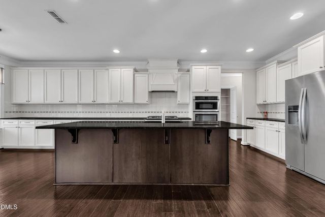 3916 Chapel Oak Drive, Apex, NC 27502