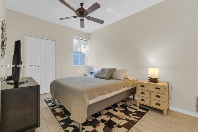 3235 NE 184th Street 11103, Aventura, FL 33160