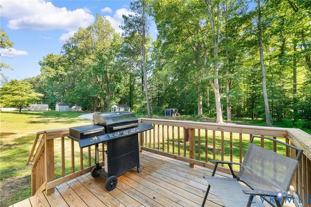 20453 Mitchell Ave, Dinwiddie, VA 23841