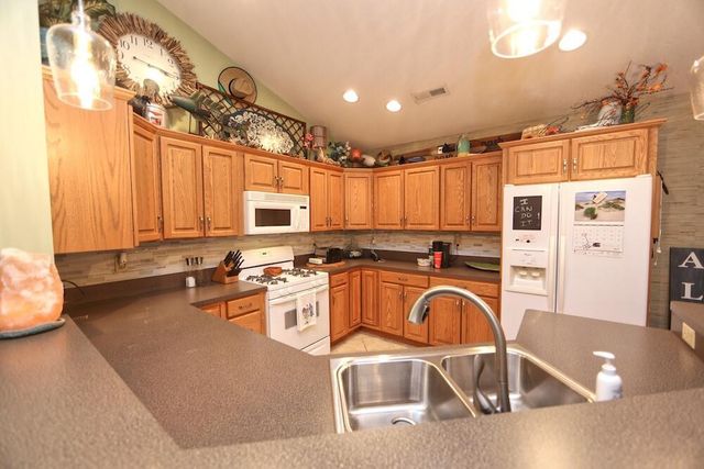 708 Knolls Drive, Mount Vernon, OH 43050