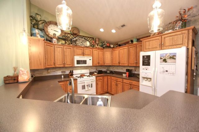 708 Knolls Drive, Mount Vernon, OH 43050