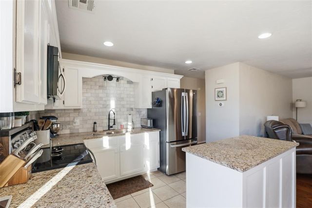 6807 NW 63rd Terrace, Oklahoma City, OK 73132