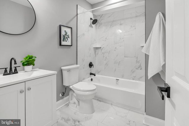 3032 LINWOOD AVE, Baltimore, MD 21234