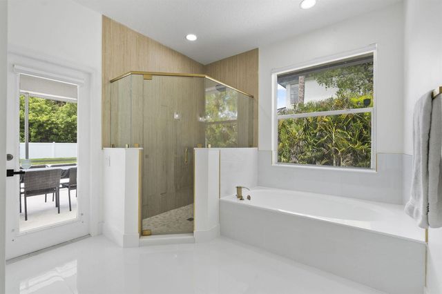 8361 SE Pilots Cove Terrace, Hobe Sound, FL 33455
