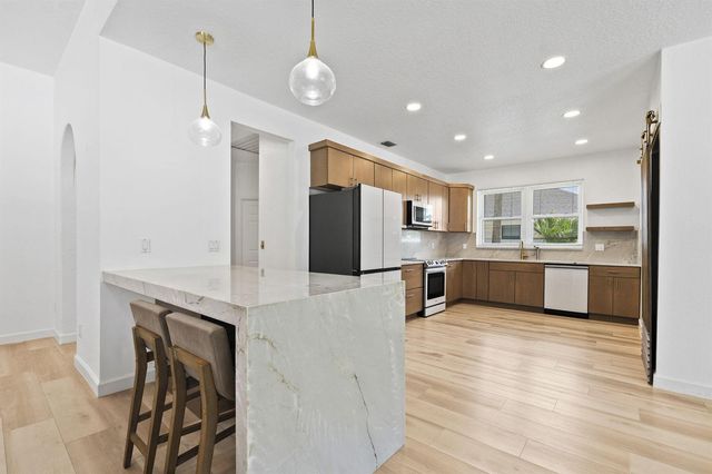 8361 SE Pilots Cove Terrace, Hobe Sound, FL 33455
