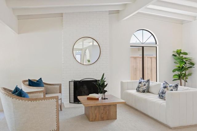 217 Diablo Avenue, Mountain View, CA 94043