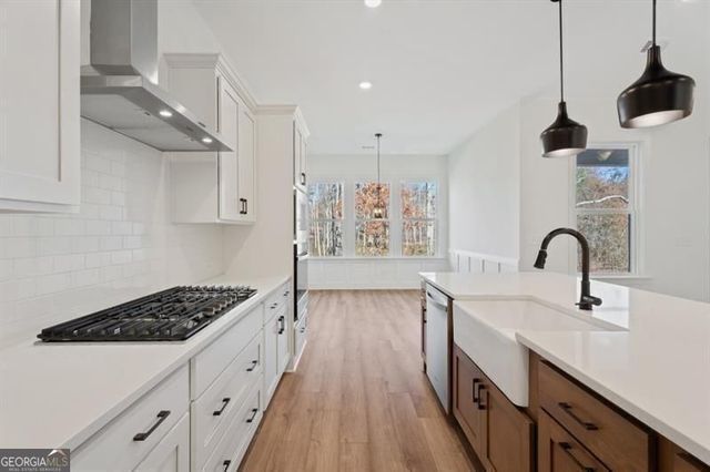 8340 Creekside Overlook Drive, Gainesville, GA 30506