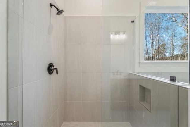 8340 Creekside Overlook Drive, Gainesville, GA 30506