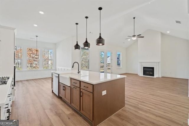 8340 Creekside Overlook Drive, Gainesville, GA 30506