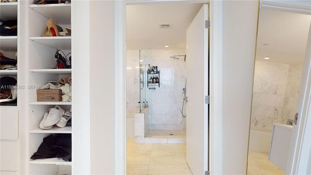 9940 W Bay Harbor Dr 5E-N, Bay Harbor Islands, FL 33154