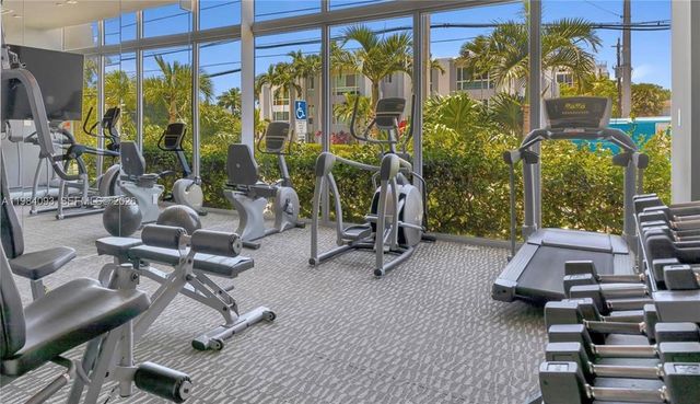 9940 W Bay Harbor Dr 5E-N, Bay Harbor Islands, FL 33154