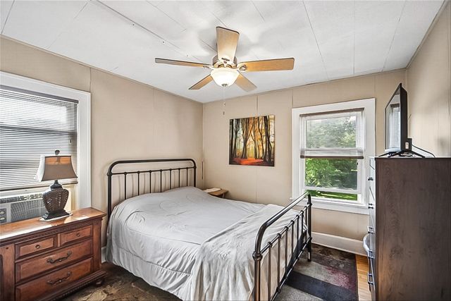 4000 University Avenue 5, Des Moines, IA 50311