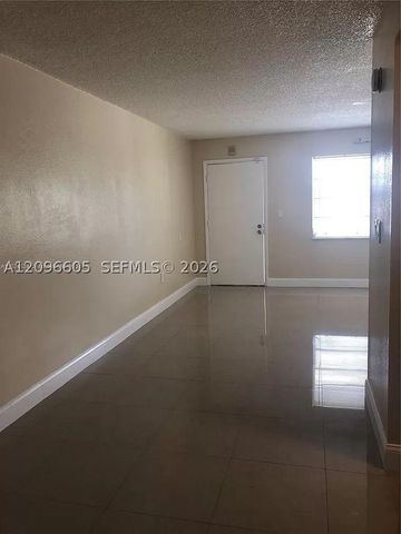 130 NE 202nd Ter S22, Miami Gardens, FL 33179