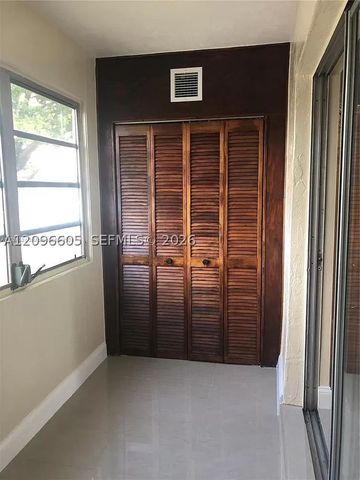 130 NE 202nd Ter S22, Miami Gardens, FL 33179