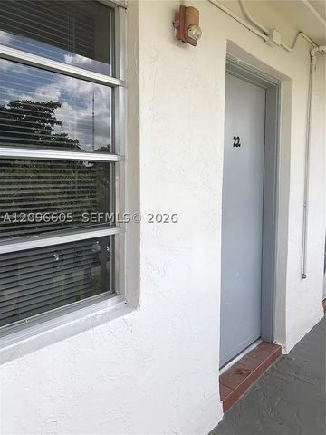 130 NE 202nd Ter S22, Miami Gardens, FL 33179