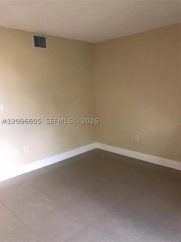 130 NE 202nd Ter S22, Miami Gardens, FL 33179