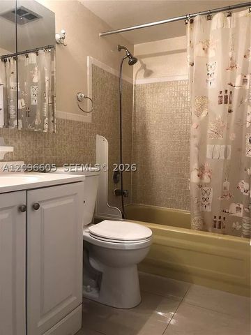 130 NE 202nd Ter S22, Miami Gardens, FL 33179