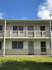 130 NE 202nd Ter S22, Miami Gardens, FL 33179