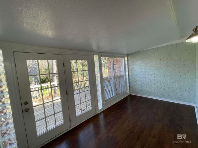 353 S School Street, Fairhope, AL 36532