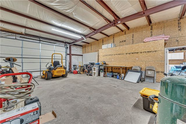 19731 Nokes Farm Road, Siloam Springs, AR 72761