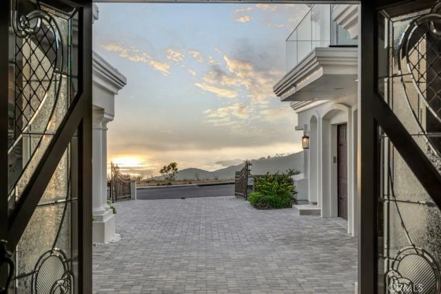 8 Saint Tropez, Laguna Niguel, CA 92677