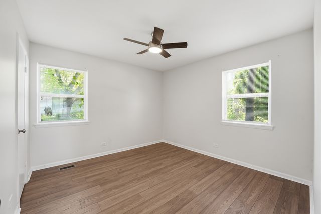 1151 Leawood Drive, Elgin, IL 60120