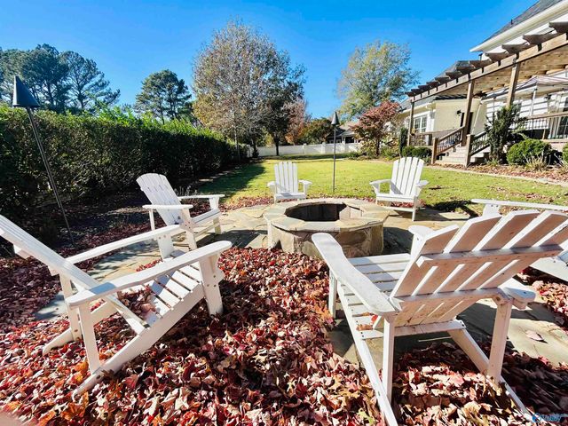 1501 Blackhall Lane, Decatur, AL 35601