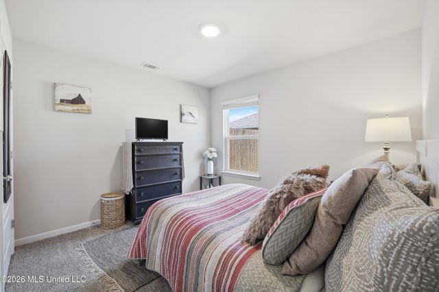 1090 Enclave Circle, Long Beach, MS 39560