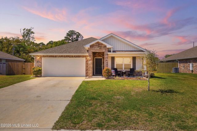 1090 Enclave Circle, Long Beach, MS 39560