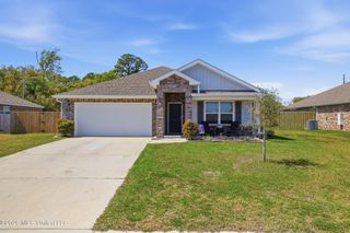 1090 Enclave Circle, Long Beach, MS 39560