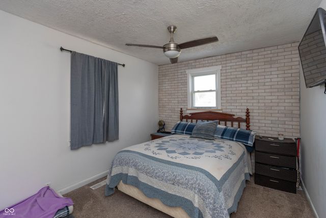 521 N Maple Street, Pittsboro, IN 46167