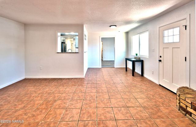 108 E Oak Street, Winslow, AZ 86047