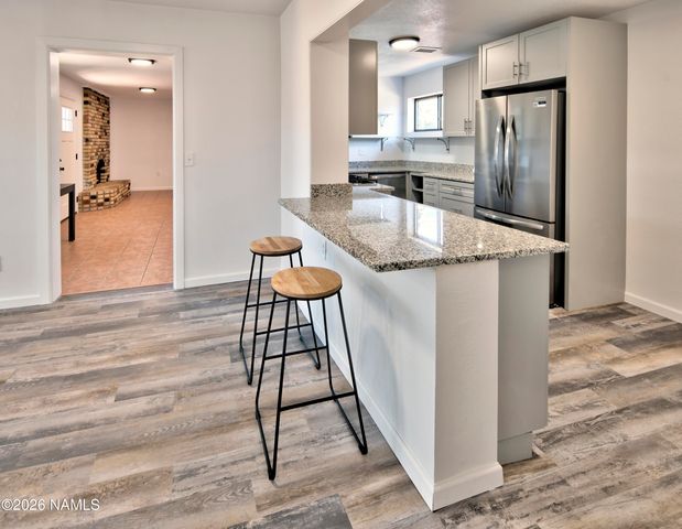 108 E Oak Street, Winslow, AZ 86047