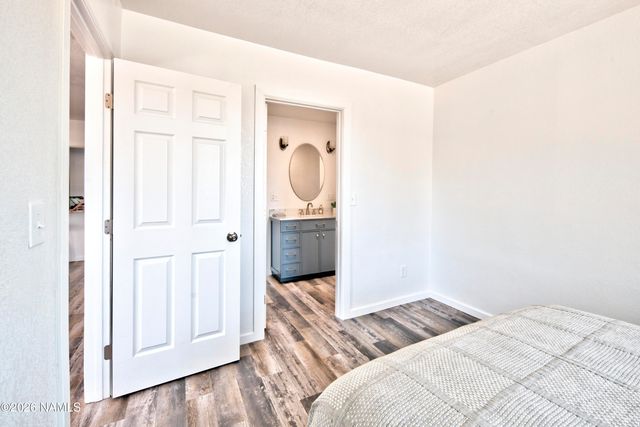 108 E Oak Street, Winslow, AZ 86047