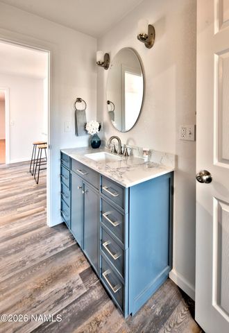 108 E Oak Street, Winslow, AZ 86047