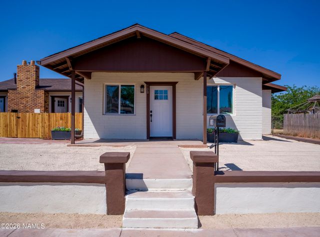 108 E Oak Street, Winslow, AZ 86047