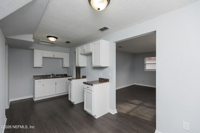 2661 W 25TH Street, Jacksonville, FL 32209