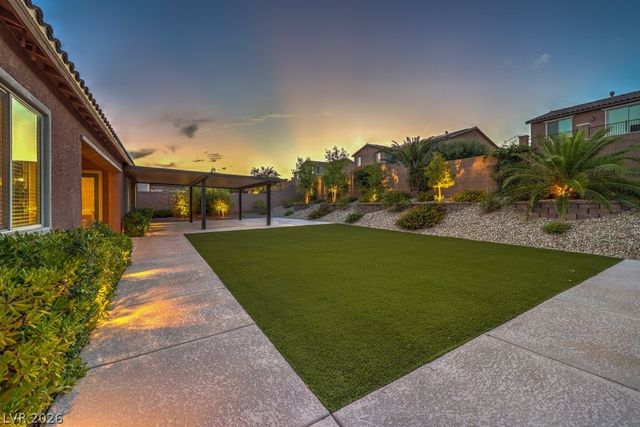 9760 Arch Canyon Court, Las Vegas, NV 89149