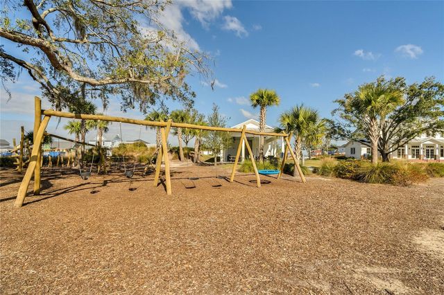 150 HAMMOCK PRESERVE LOOP, Oakland, FL 34787