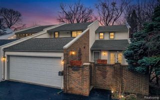 179 E Long Lake Road, Bloomfield Hills, MI 48304